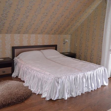 Hotel Fiyesta Starokostyantyniv Luaran gambar