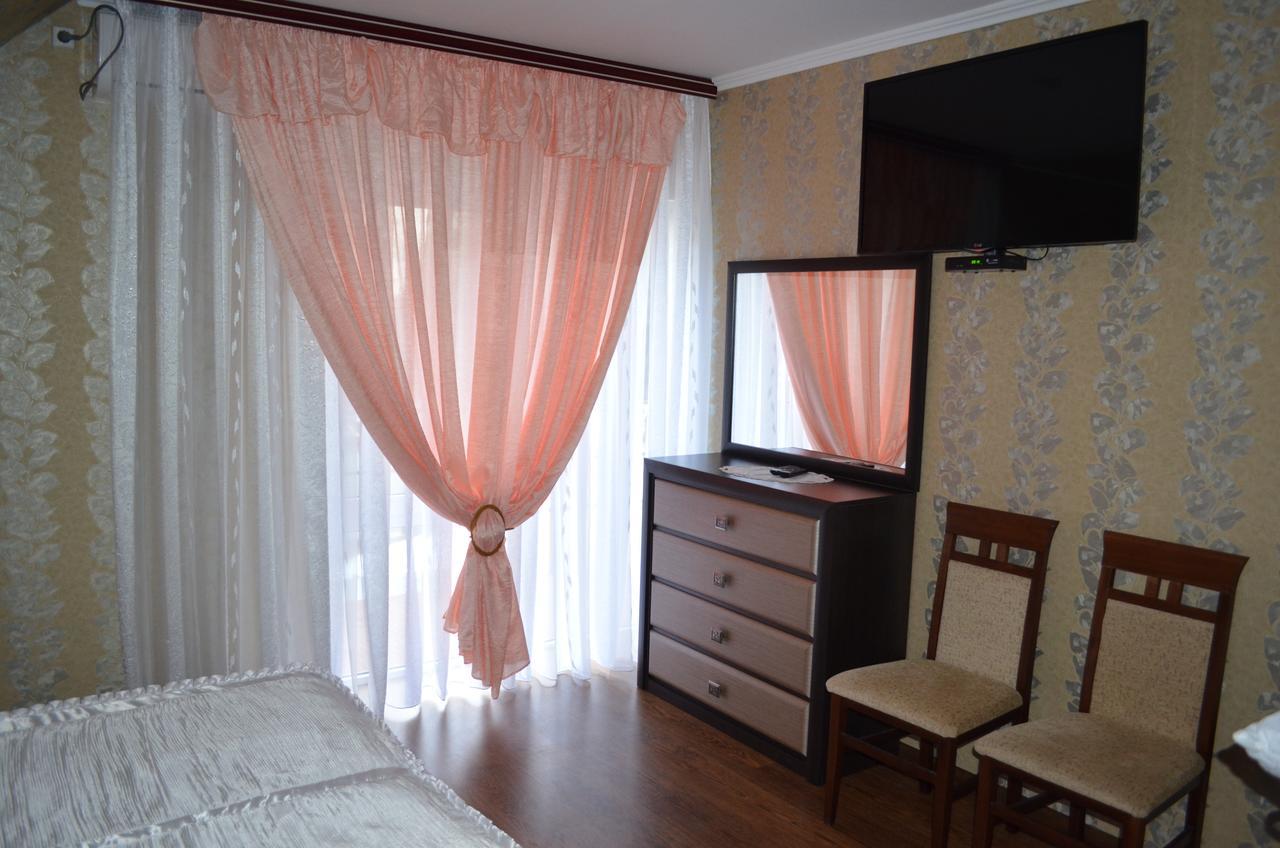 Hotel Fiyesta Starokostyantyniv Luaran gambar