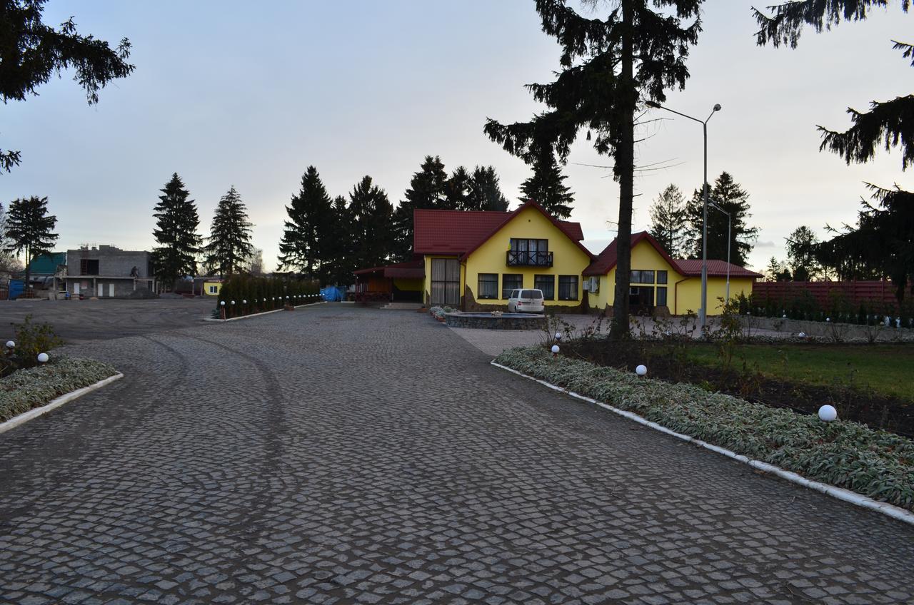 Hotel Fiyesta Starokostyantyniv Luaran gambar