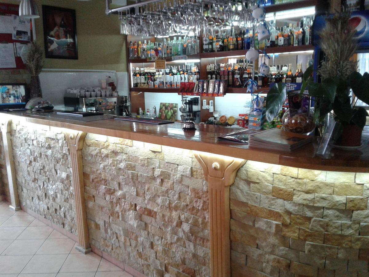 Hotel Fiyesta Starokostyantyniv Luaran gambar